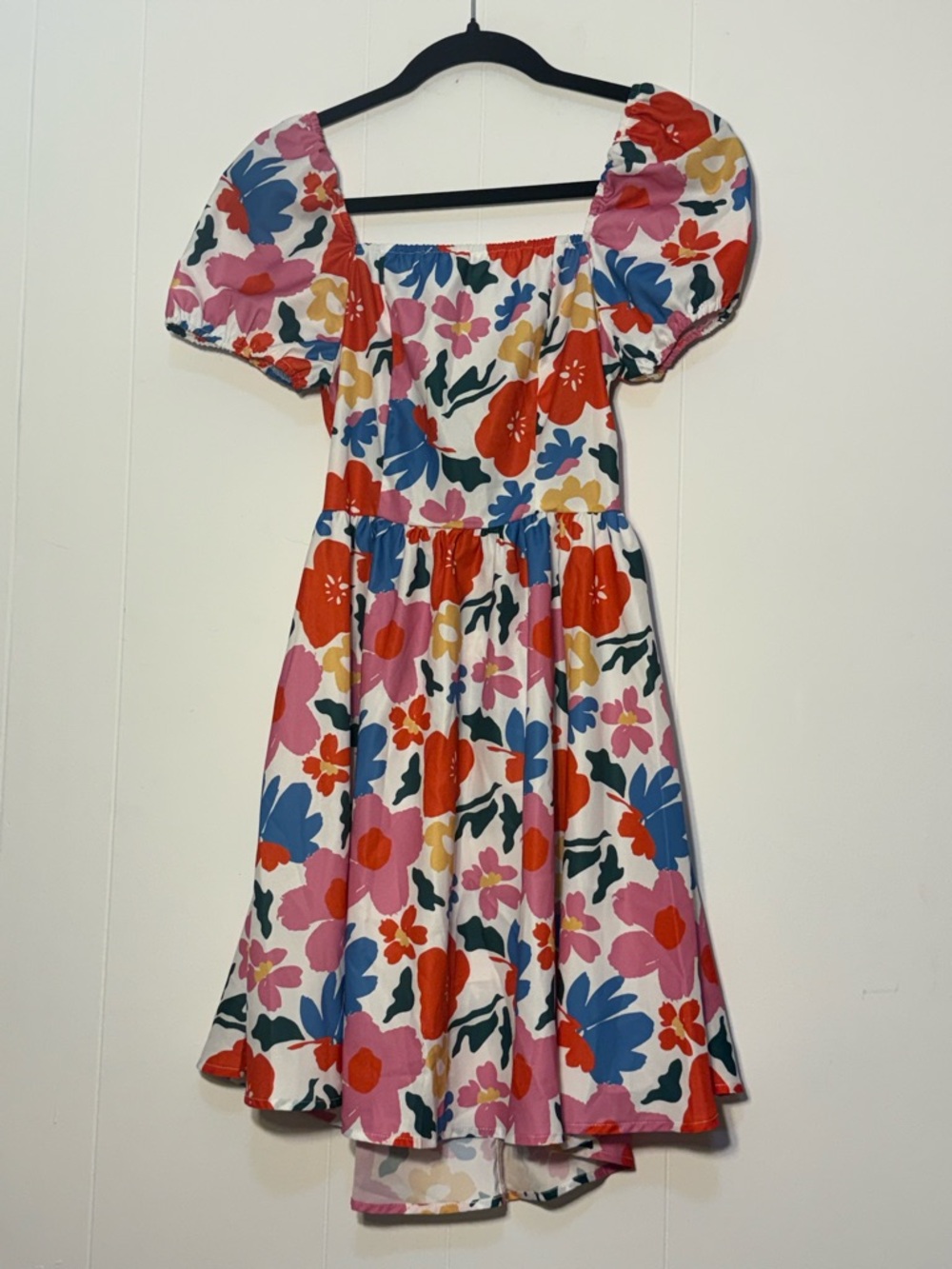 Girls Floral Puff-Sleeve Dress in Multi Floral